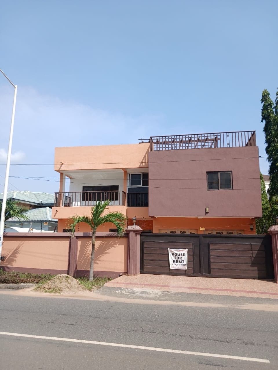 Luxury 4-Bedroom Self-Compound House for Rent – Dzorwulu