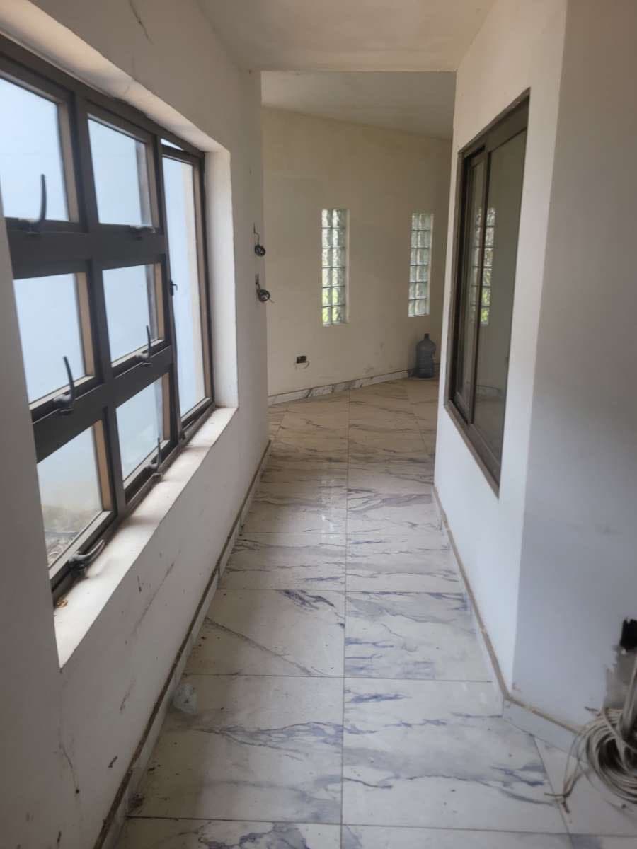 4-bedroom house at Airport hills photo 5