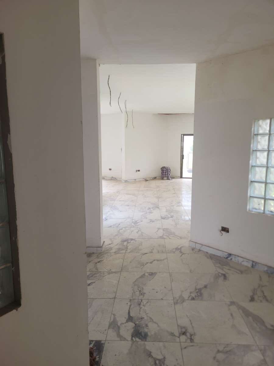 4-bedroom house at Airport hills photo 2