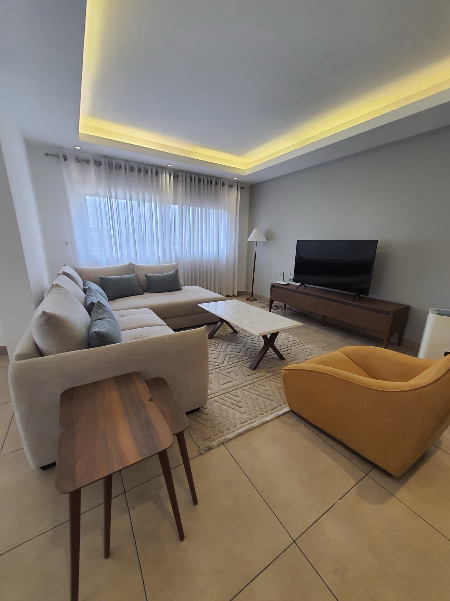 3-Bedroom Fully Serviced Apartment | All En-Suite + Boys’ Quarters photo 2